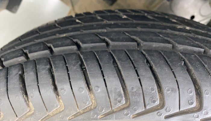 2019 Renault Kwid RXL, Petrol, Manual, 25,232 km, Left Front Tyre Tread