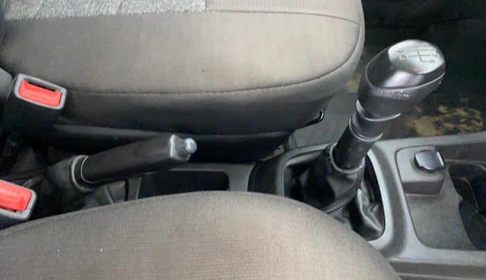2019 Renault Kwid RXL, Petrol, Manual, 25,232 km, Gear Lever