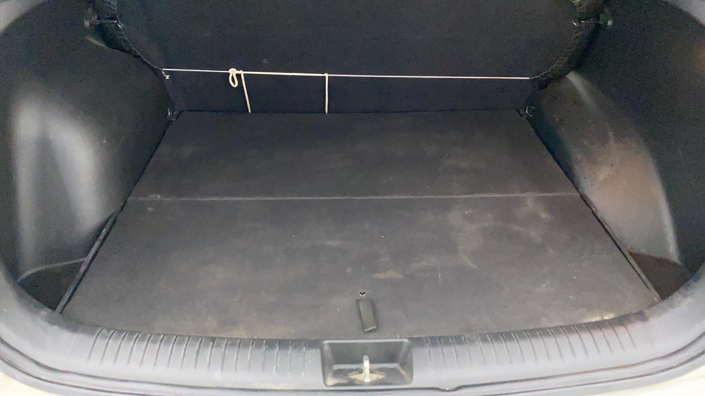 2017 Hyundai Creta 1.4 S PLUS, Diesel, Manual, 58,830 km, Boot Inside