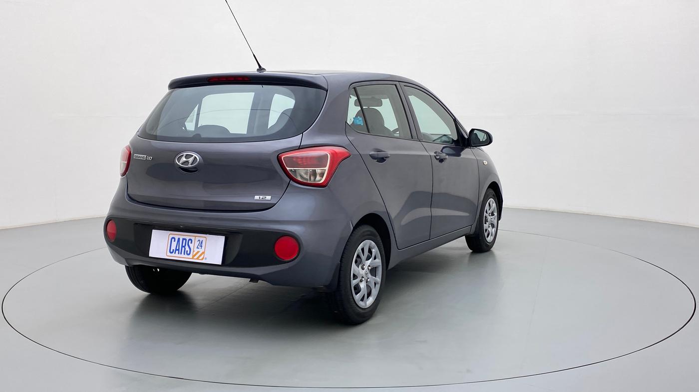 2017 Hyundai Grand i10 MAGNA 1.2 KAPPA VTVT, Petrol, Manual, 66,595 km, Right Back Diagonal