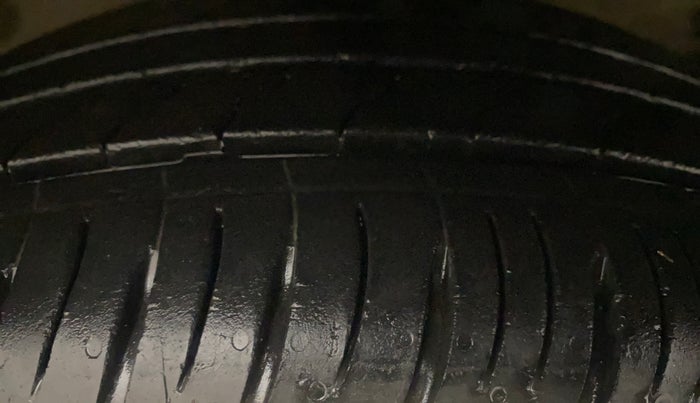 2020 KIA SONET HTX 1.0 IMT, Petrol, Manual, 14,394 km, Left Front Tyre Tread