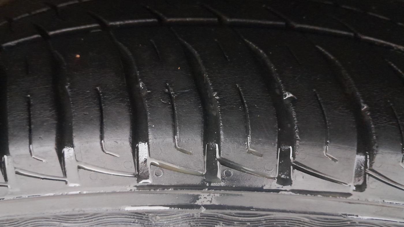 2020 Ford Ecosport TITANIUM + 1.5L PETROL AT, Petrol, Automatic, 64,721 km, Right Front Tyre Tread
