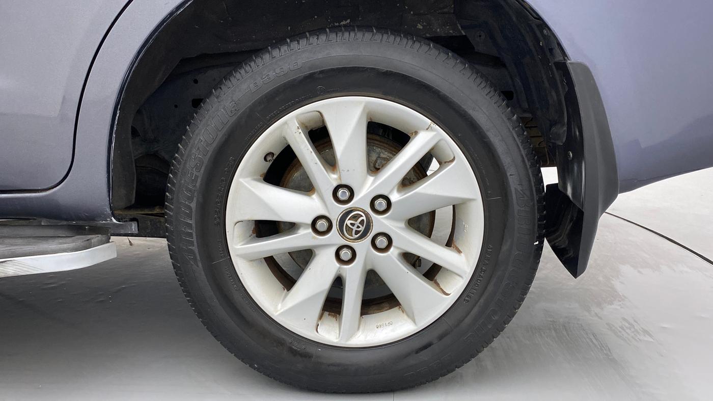 2018 Toyota Innova Crysta 2.4 GX 7 STR, Diesel, Manual, 53,092 km, Left Rear Wheel