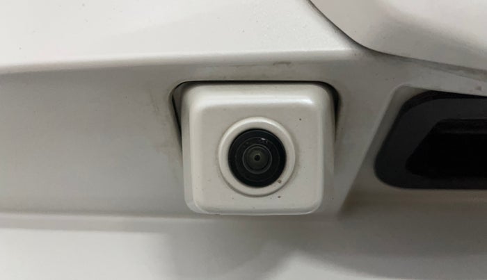 2022 Mahindra XUV700 AX 7 LUXURY D MT 7 STR, Diesel, Manual, 48,333 km, Parking Camera