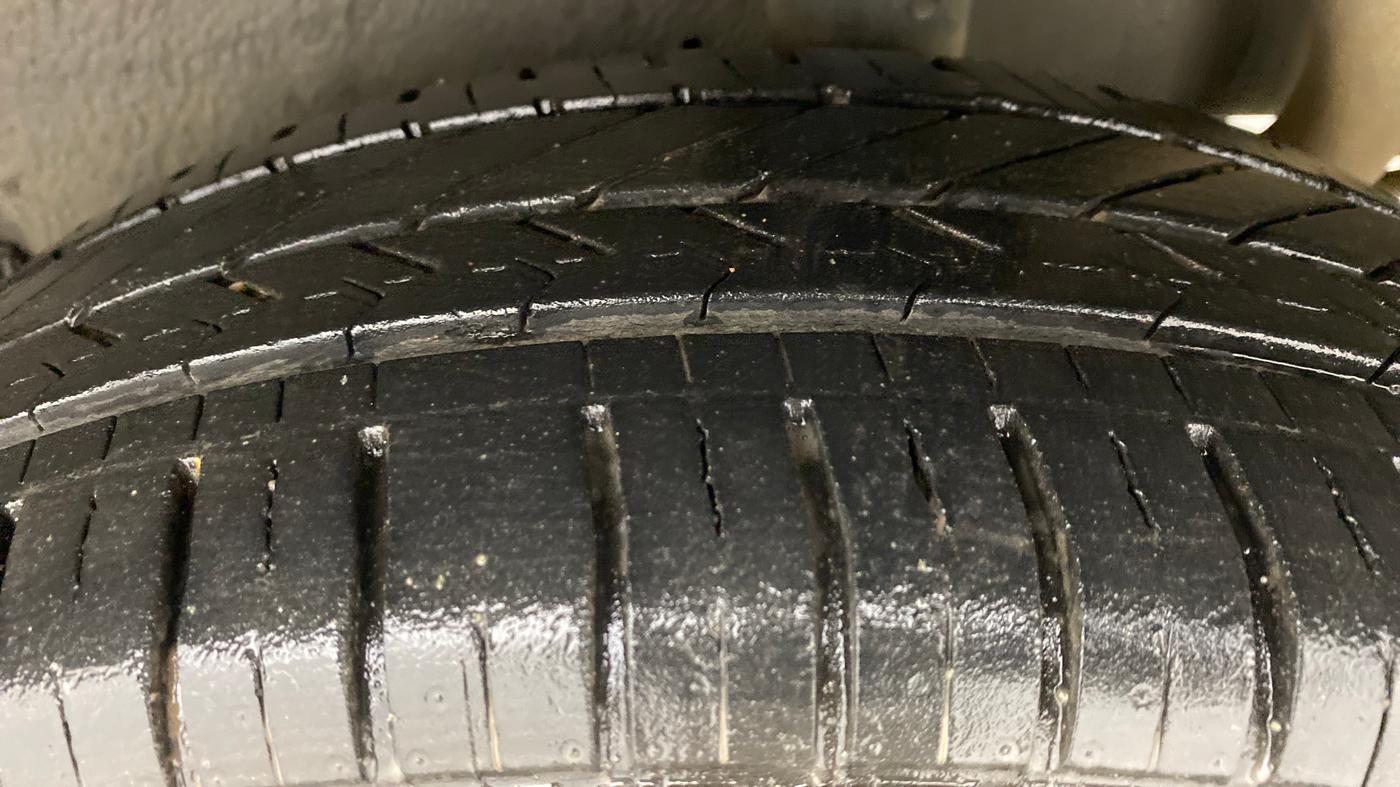 2018 Maruti Celerio ZXI OPT AMT, Petrol, Automatic, 17,542 km, Left Rear Tyre Tread