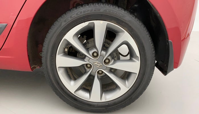 2016 Hyundai Elite i20 ASTA 1.2, Petrol, Manual, 1,10,065 km, Left Rear Wheel