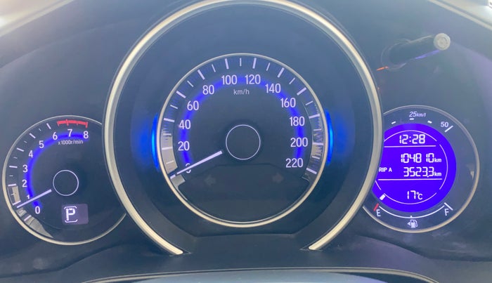 2016 Honda Jazz 1.2L I-VTEC V AT, Petrol, Automatic, 1,04,773 km, Odometer Image