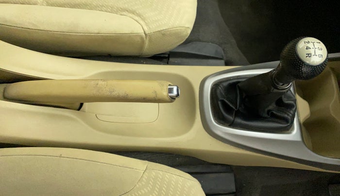 2012 Honda City 1.5L I-VTEC V MT, Petrol, Manual, 1,04,016 km, Gear Lever