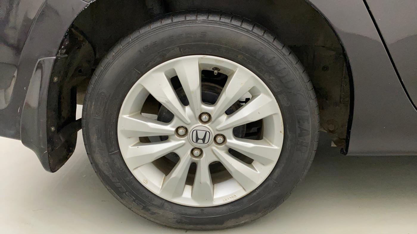 2012 Honda City 1.5L I-VTEC V MT, Petrol, Manual, 1,04,016 km, Right Rear Wheel