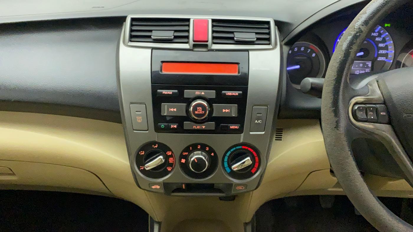 2012 Honda City 1.5L I-VTEC V MT, Petrol, Manual, 1,04,016 km, Air Conditioner