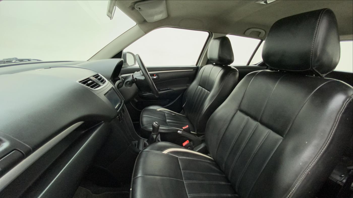 2013 Maruti Swift VXI, Petrol, Manual, 65,866 km, Right Side Front Door Cabin
