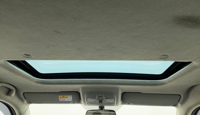 2022 Maruti BREZZA ZXI SMART HYBRID DUAL TONE, Petrol, Manual, 23,928 km, Moonroof/ Sunroof