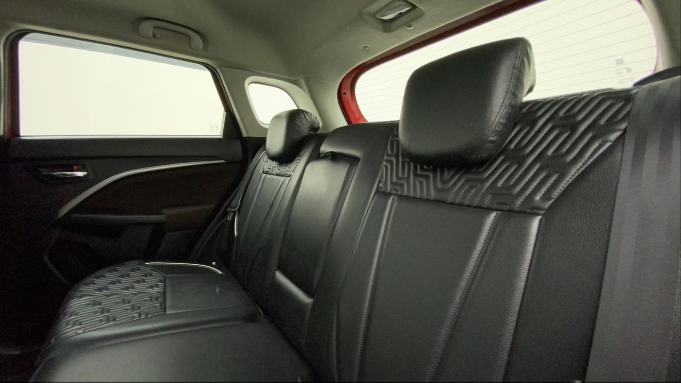 2022 Maruti BREZZA ZXI SMART HYBRID DUAL TONE, Petrol, Manual, 23,928 km, Right Side Rear Door Cabin