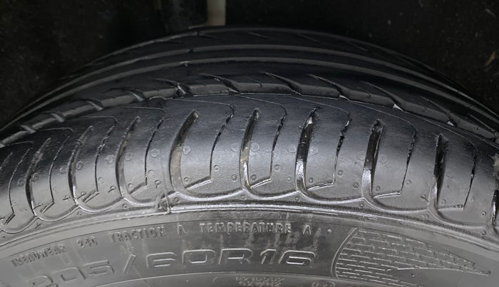 2019 Ford Ecosport 1.5TITANIUM TDCI, Diesel, Manual, 78,418 km, Right Rear Tyre Tread