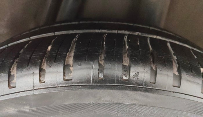 2015 Honda Jazz 1.2L I-VTEC SV, Petrol, Manual, 57,633 km, Left Rear Tyre Tread