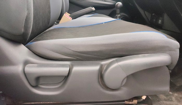 2015 Honda Jazz 1.2L I-VTEC SV, Petrol, Manual, 57,633 km, Driver Side Adjustment Panel