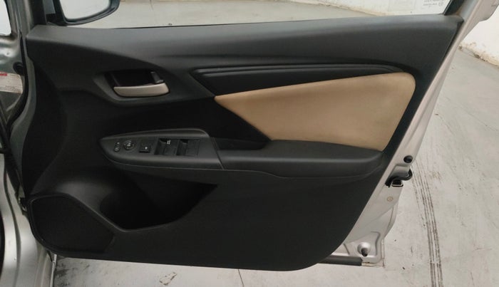 2015 Honda Jazz 1.2L I-VTEC SV, Petrol, Manual, 57,633 km, Driver Side Door Panels Control