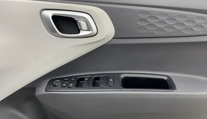 2024 Hyundai GRAND I10 NIOS SPORTZ AMT 1.2 KAPPA VTVT, Petrol, Automatic, 5,127 km, Driver Side Door Panels Control