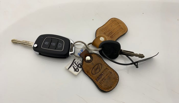 2024 Hyundai GRAND I10 NIOS SPORTZ AMT 1.2 KAPPA VTVT, Petrol, Automatic, 5,127 km, Key Close Up