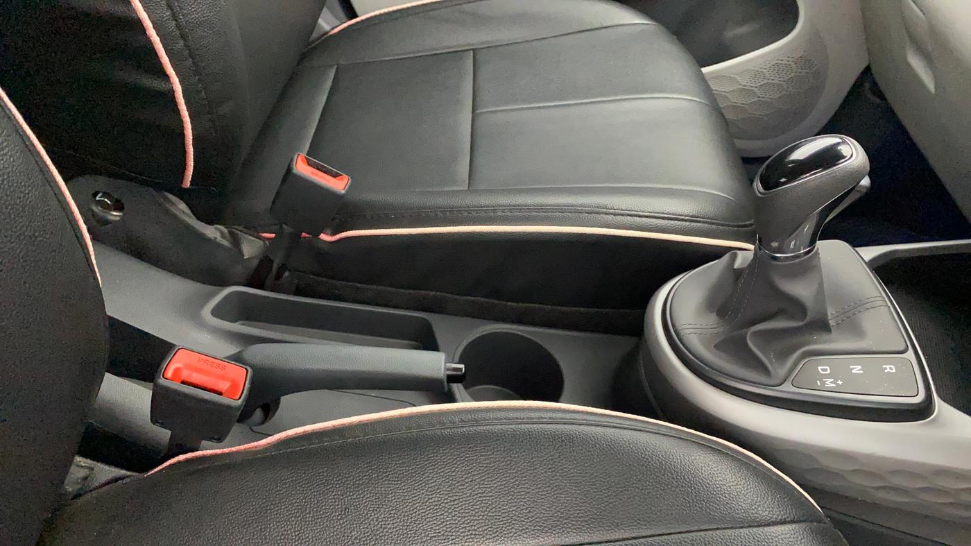 2024 Hyundai GRAND I10 NIOS SPORTZ AMT 1.2 KAPPA VTVT, Petrol, Automatic, 5,127 km, Gear Lever
