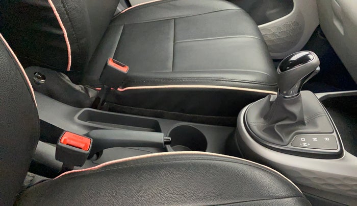 2024 Hyundai GRAND I10 NIOS SPORTZ AMT 1.2 KAPPA VTVT, Petrol, Automatic, 5,127 km, Gear Lever