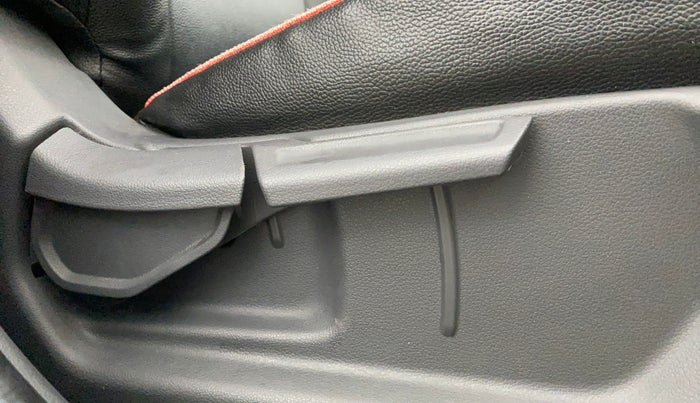 2024 Hyundai GRAND I10 NIOS SPORTZ AMT 1.2 KAPPA VTVT, Petrol, Automatic, 5,127 km, Driver Side Adjustment Panel