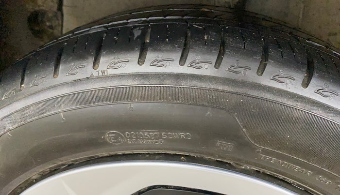 2024 Hyundai GRAND I10 NIOS SPORTZ AMT 1.2 KAPPA VTVT, Petrol, Automatic, 5,127 km, Right Rear Tyre Tread