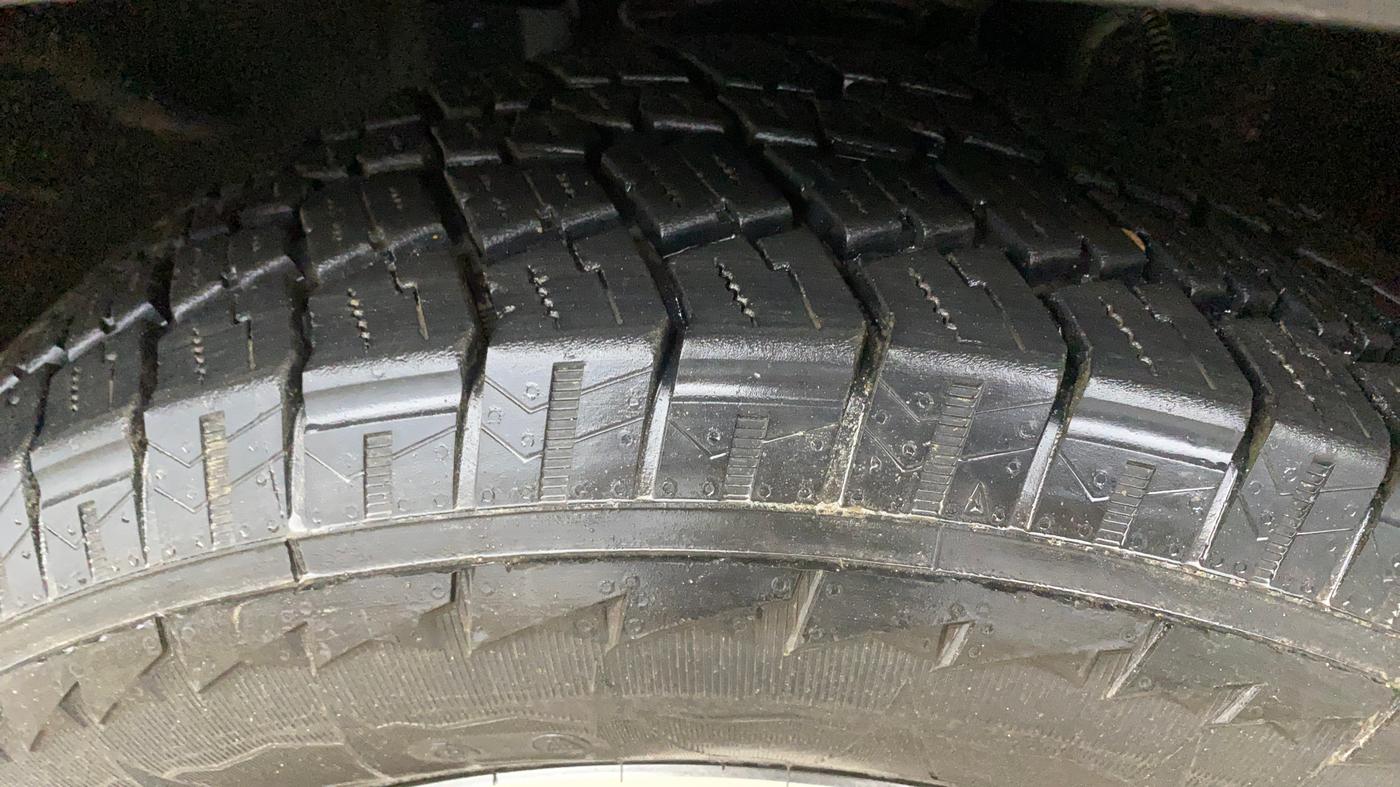 2024 Mahindra SCORPIO-N Z6 DIESEL AT 2WD 7 STR, Diesel, Automatic, 77,294 km, Left Front Tyre Tread