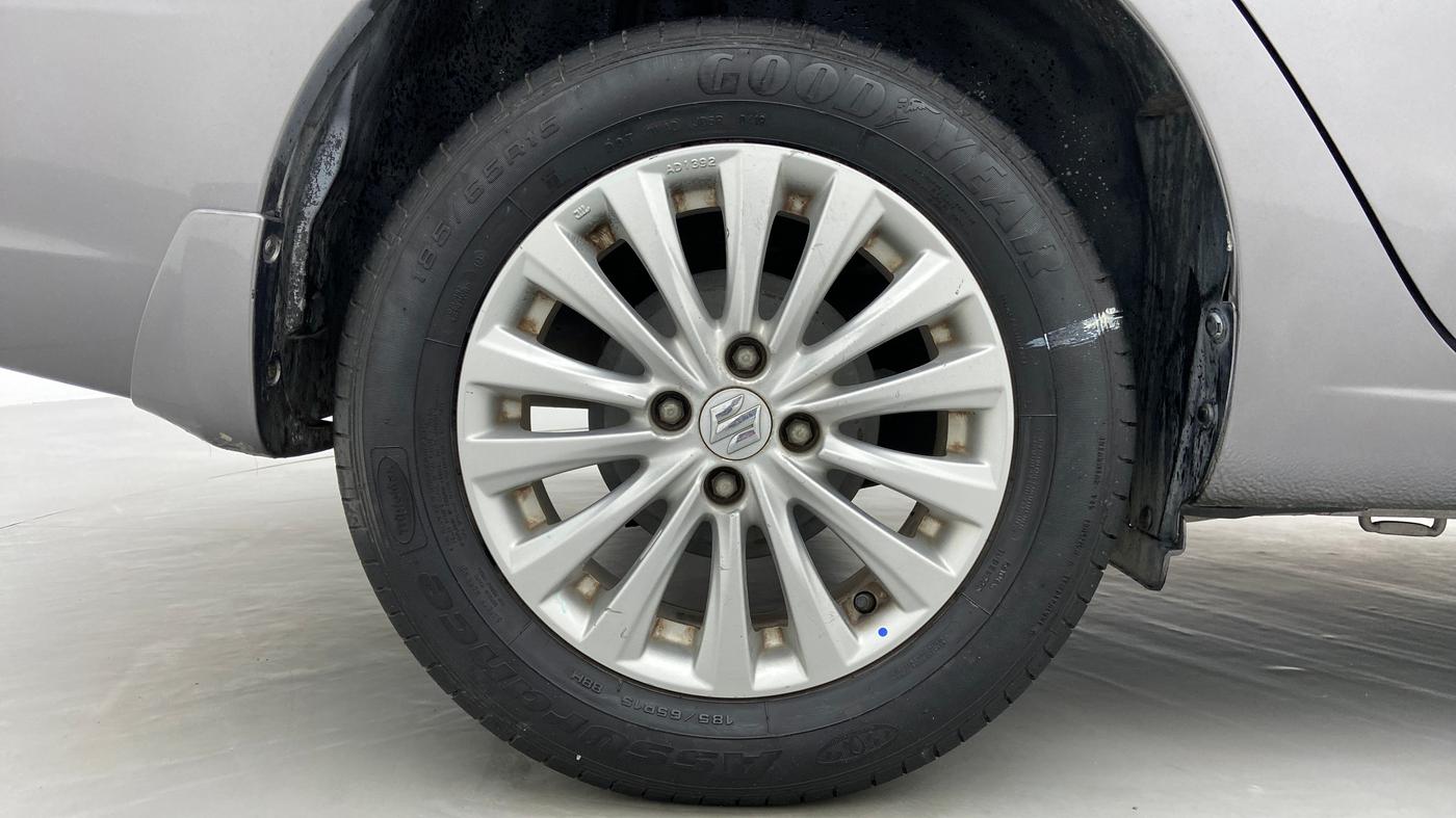 2015 Maruti Ciaz  ZDI SHVS, Diesel, Manual, 76,835 km, Right Rear Wheel