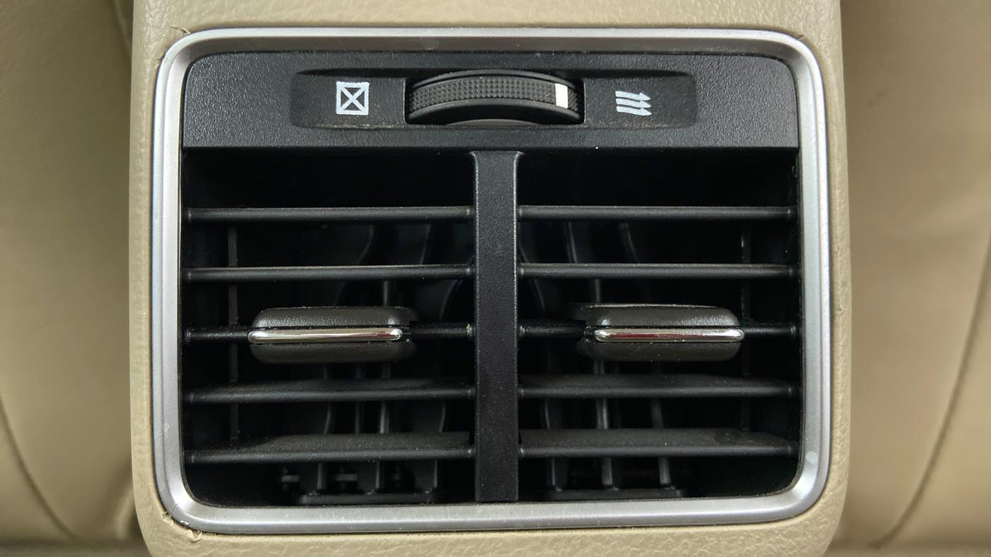 2015 Maruti Ciaz  ZDI SHVS, Diesel, Manual, 76,835 km, Rear AC Vents