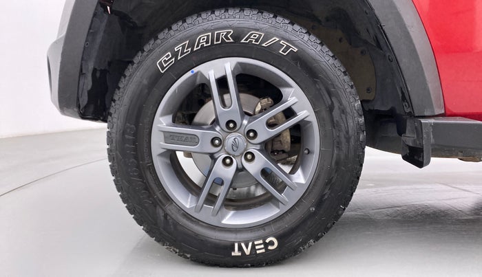 2021 Mahindra Thar LX D 4WD MT CONVERTIBLE, Diesel, Manual, 51,245 km, Left Front Wheel