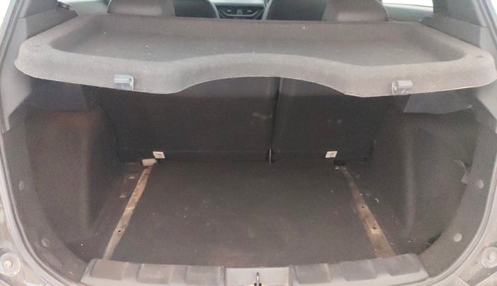 2023 Tata NEXON XZA PLUS PETROL DARK EDITION, Petrol, Automatic, 51,883 km, Boot Inside