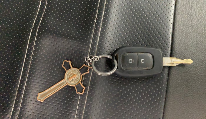 2019 Renault Kwid RXT 1.0 (O), Petrol, Manual, 46,902 km, Key Close Up