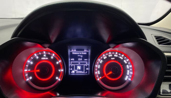 2023 Mahindra XUV300 W8 (O) 1.2 PETROL, Petrol, Manual, 20,347 km, Odometer Image