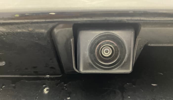 2023 Mahindra XUV300 W8 (O) 1.2 PETROL, Petrol, Manual, 20,347 km, Parking Camera