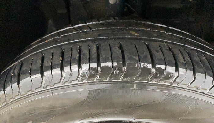 2021 Tata PUNCH ADVENTURE MT, Petrol, Manual, 83,614 km, Right Front Tyre Tread