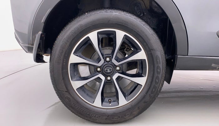2021 Tata NEXON XZA + 1.2 PETROL A/T, Petrol, Automatic, 14,637 km, Right Rear Wheel