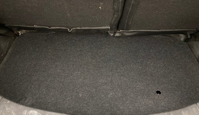 2016 Maruti Wagon R 1.0 VXI AMT, Petrol, Automatic, 68,151 km, Boot Inside