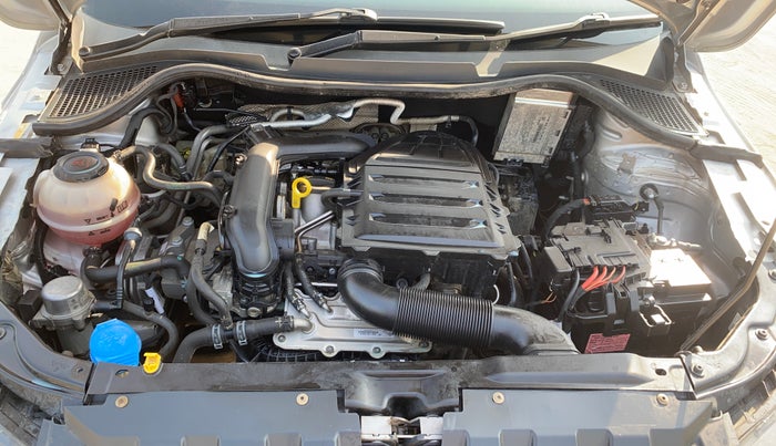 2021 Skoda Rapid AMBITION AT TSI, Petrol, Automatic, 1,06,304 km, Engine View