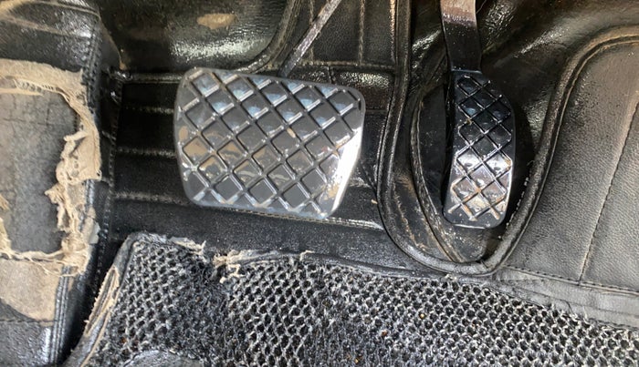 2021 Skoda Rapid AMBITION AT TSI, Petrol, Automatic, 1,06,304 km, Pedals