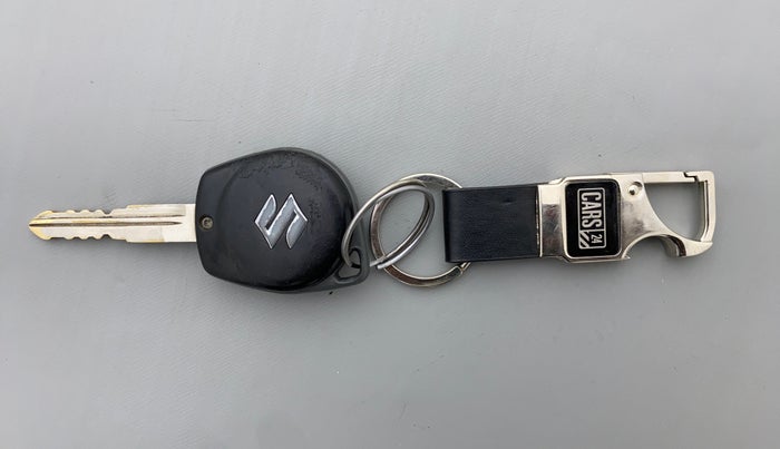 2020 Maruti Vitara Brezza VDI, Diesel, Manual, 41,465 km, Key Close Up