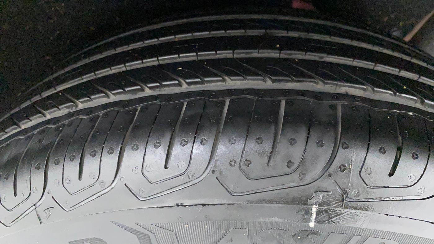 2020 Maruti Vitara Brezza VDI, Diesel, Manual, 41,465 km, Left Rear Tyre Tread
