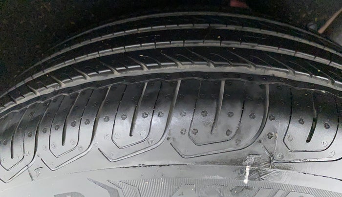 2020 Maruti Vitara Brezza VDI, Diesel, Manual, 41,465 km, Left Rear Tyre Tread