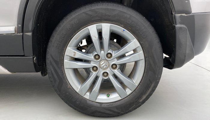 2016 Maruti Vitara Brezza ZDI PLUS, Diesel, Manual, 44,404 km, Left Rear Wheel