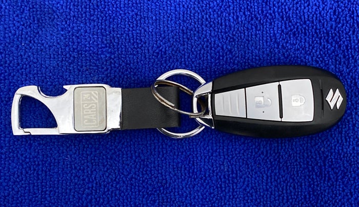 2016 Maruti Vitara Brezza ZDI PLUS, Diesel, Manual, 44,404 km, Key Close Up