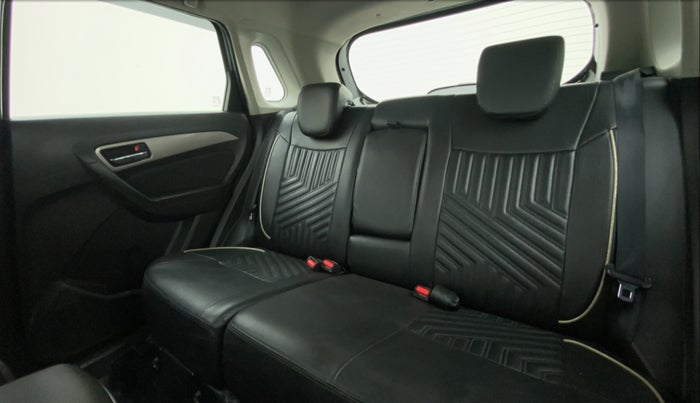 2016 Maruti Vitara Brezza ZDI PLUS, Diesel, Manual, 44,404 km, Right Side Rear Door Cabin