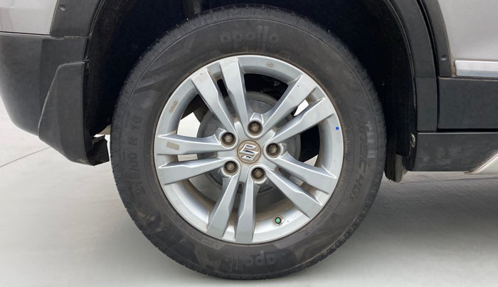 2016 Maruti Vitara Brezza ZDI PLUS, Diesel, Manual, 44,404 km, Right Rear Wheel