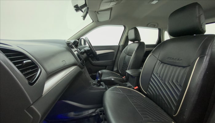 2016 Maruti Vitara Brezza ZDI PLUS, Diesel, Manual, 44,404 km, Right Side Front Door Cabin