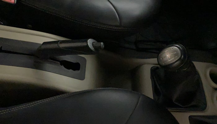 2017 Mahindra Thar CRDE 4X4 AC, Diesel, Manual, 57,143 km, Gear Lever