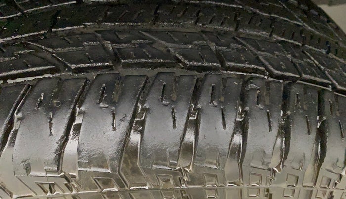 2017 Mahindra Thar CRDE 4X4 AC, Diesel, Manual, 57,143 km, Right Rear Tyre Tread